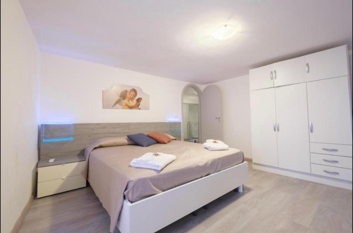 Domus Elisae Apartment Taormina Bagian luar foto