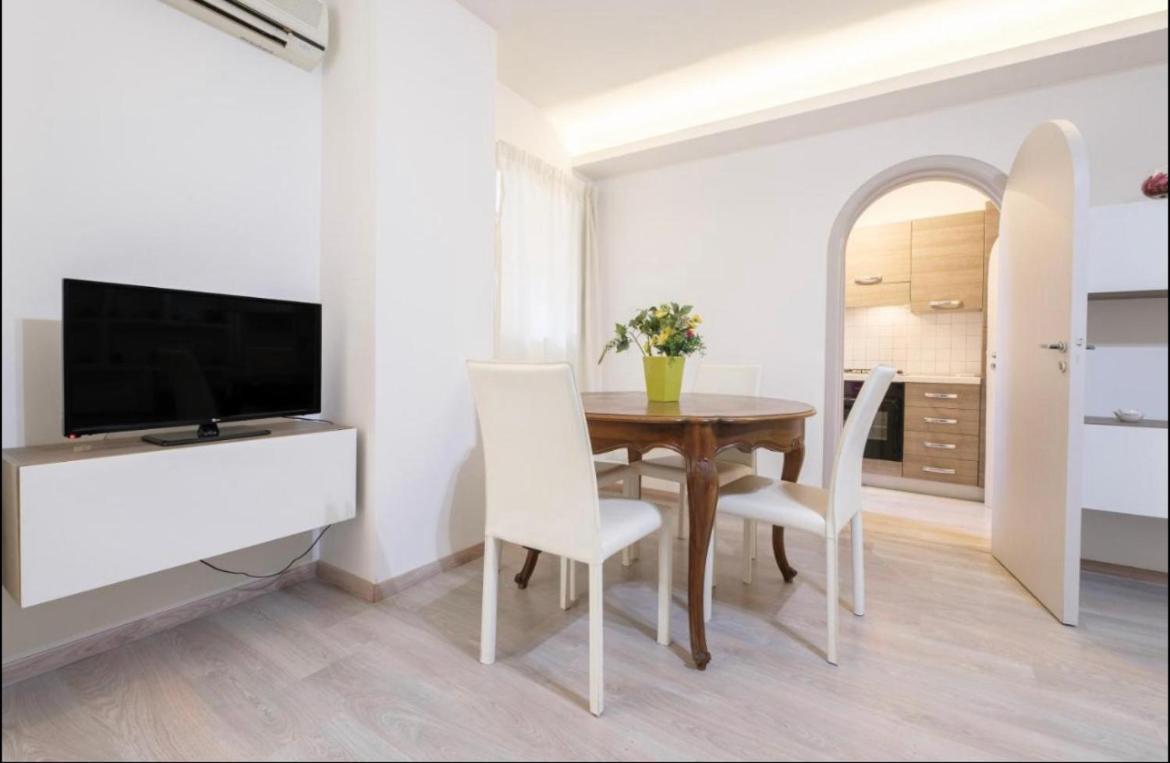 Domus Elisae Apartment Taormina Bagian luar foto