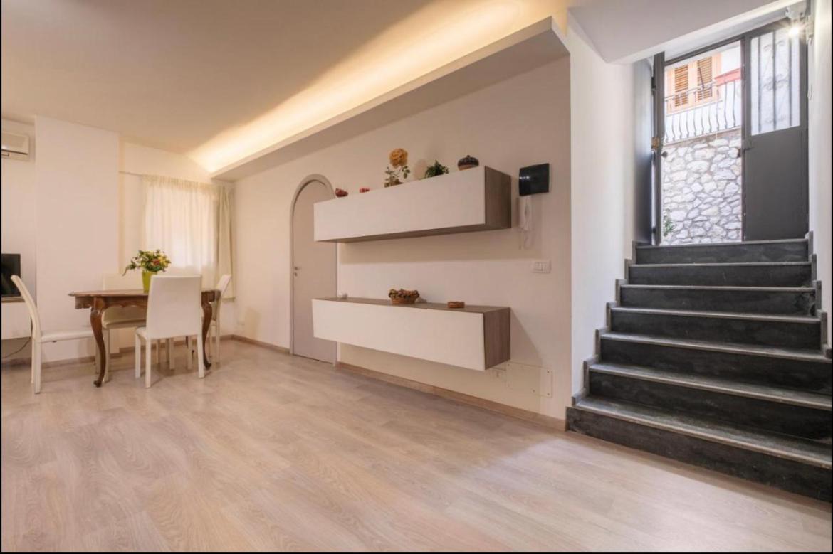 Domus Elisae Apartment Taormina Bagian luar foto